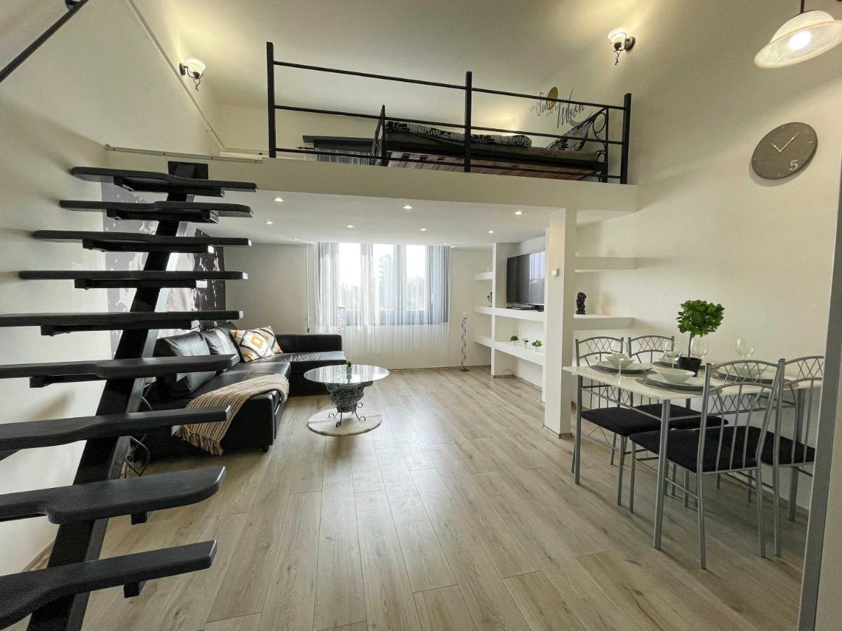 Manyi Apartman 2 Debreczyn Zewnętrze zdjęcie